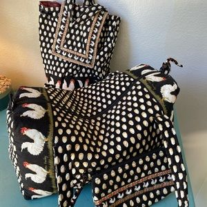 This set has sold, this is a copy listing. Working w/poshto delete this listing